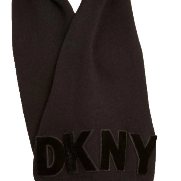 (NWT) DKNY Women's 2 Pc. Black Logo Velvet Flocked Flat Knit Scarf & Beanie Set - Picture 10 of 10